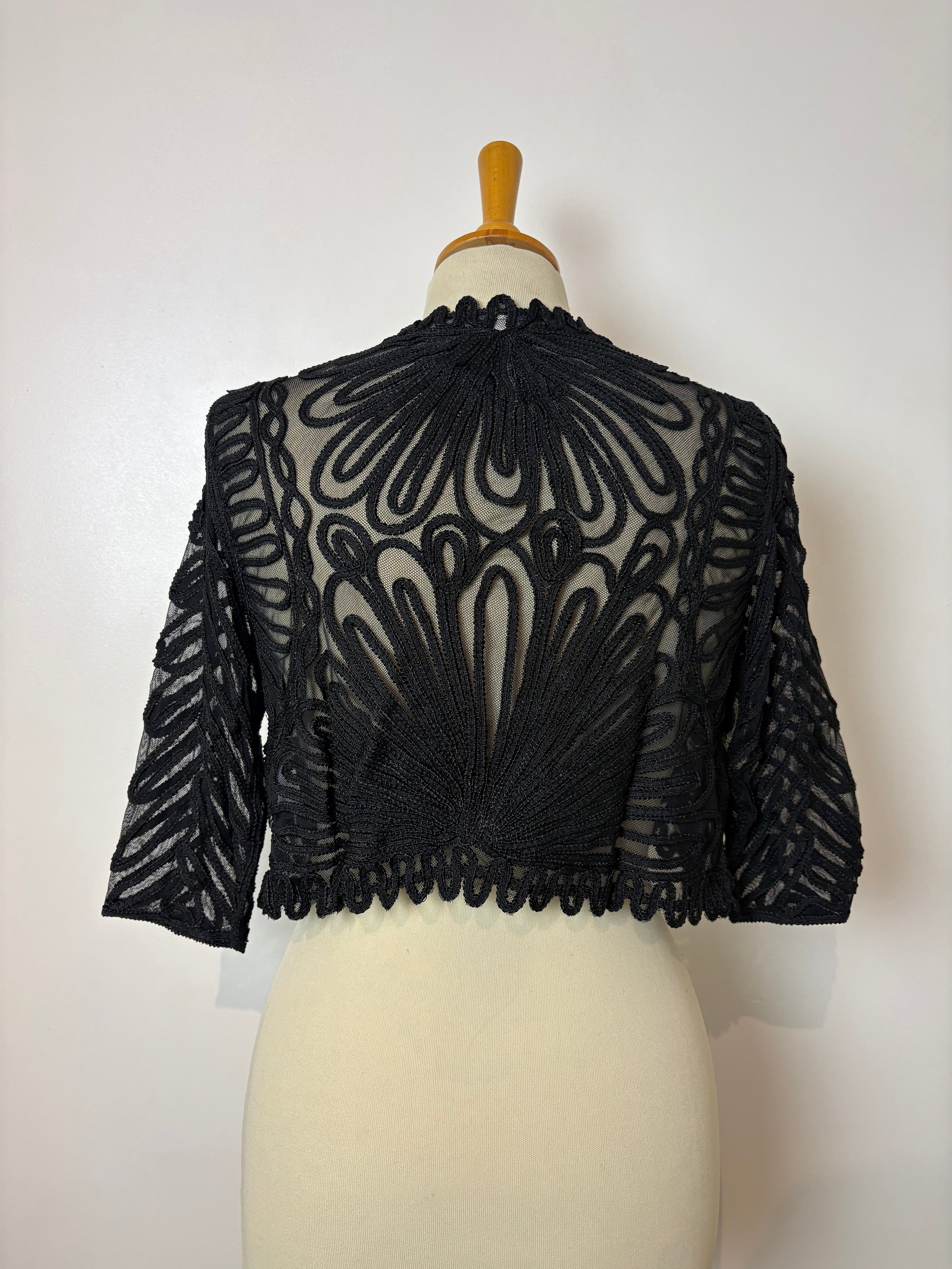 Black mesh cornelli-patterned bolero