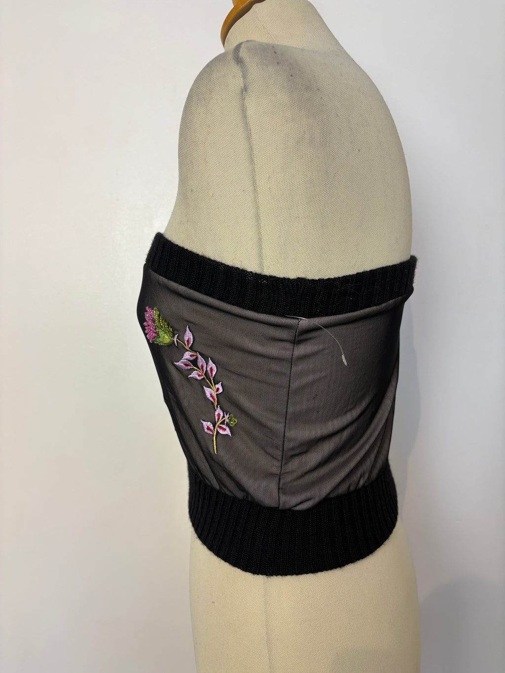 Hand-embroidered flower patterned bandeau top