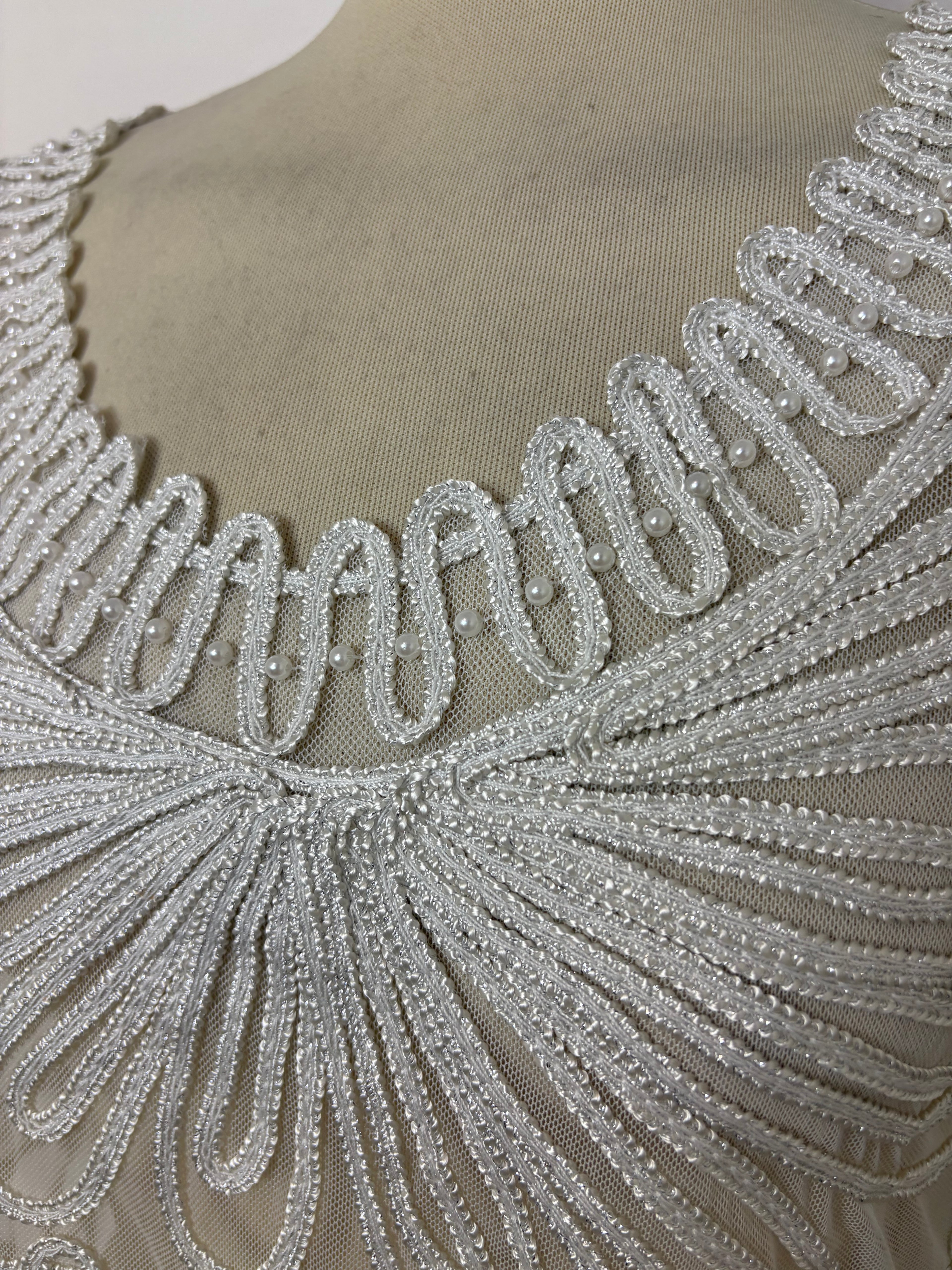 White mesh Cornelli-patterned beaded top