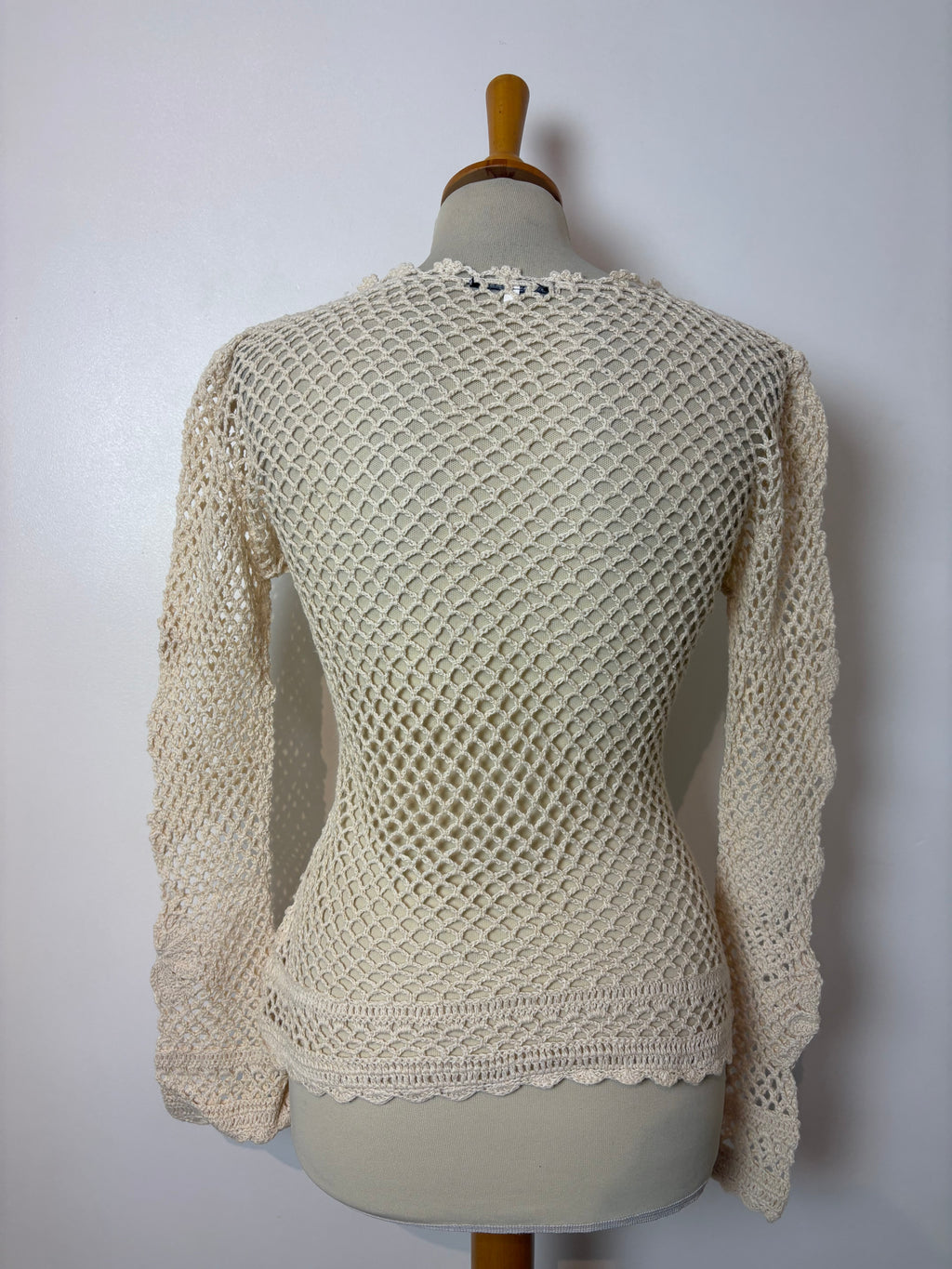 Handmade cream crochet flower patterned long-sleeve top
