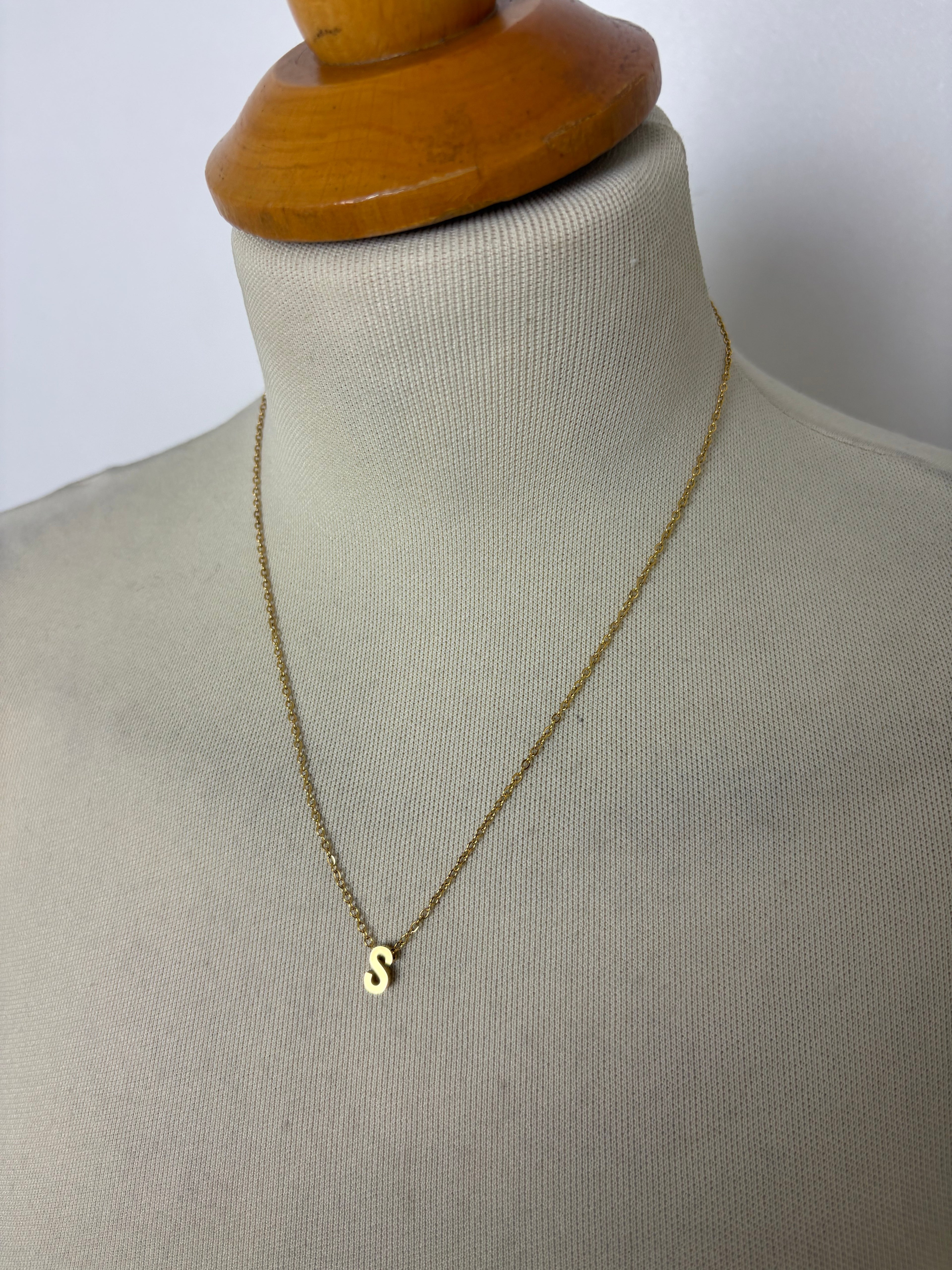 Alphabet initial gold pendant adjustable necklace