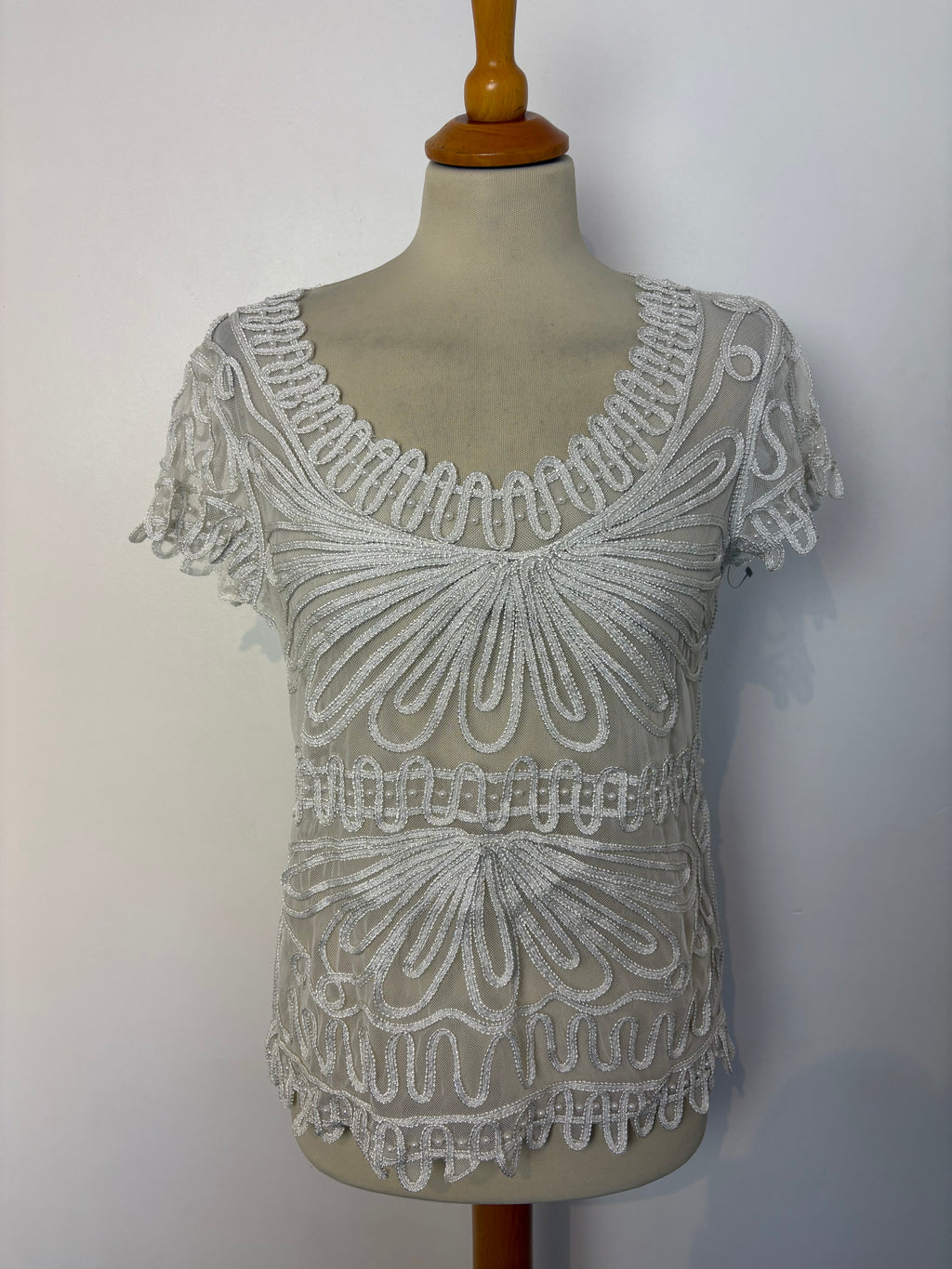 White mesh Cornelli-patterned beaded top