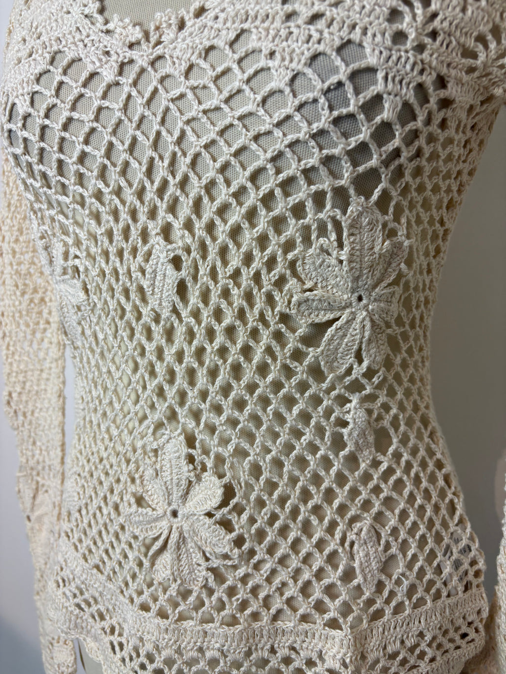 Handmade cream crochet flower patterned long-sleeve top